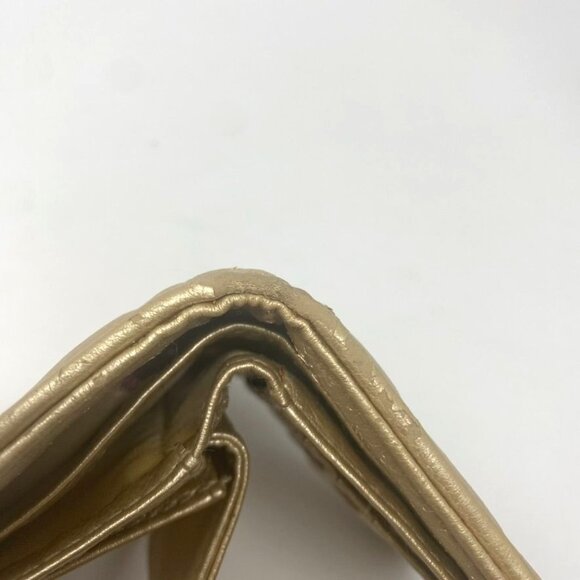 Lulu Gold Quilted Hearts Bifold Wallet Preowned Card Slots Coin Compartment - Picture 6 of 11